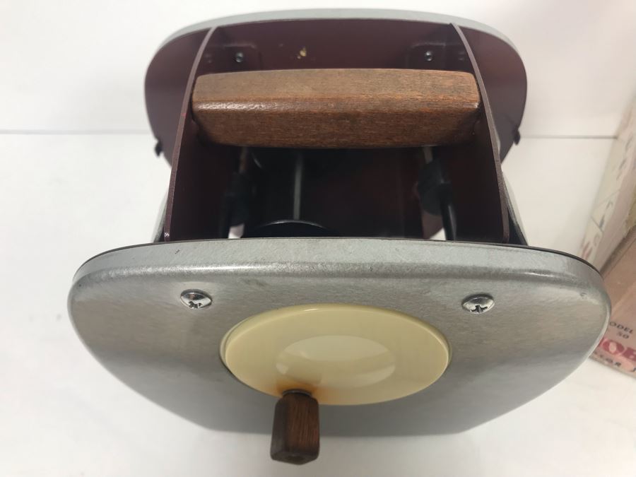 Vintage Nestor Johnson Card Shuffler Model No. 50 With Original Box [Photo 7]