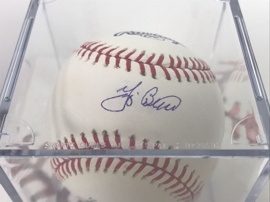 Yogi Berra New York Yankees Signed Rawlings Baseball With Acrylic Display Box [Photo 7]