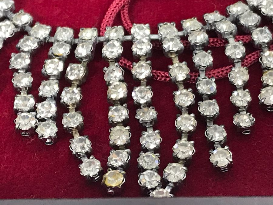 Vintage Wooden Asian Jewelry Box With Collection Of Costume Jewelry [Photo 9]