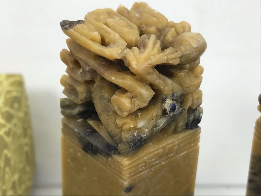 Pair Of Chinese Uncarved Stone Chops Seals And Miniature Reproduction Examples Of Qinghua Porcelain Series Vases And Plates [Photo 4]