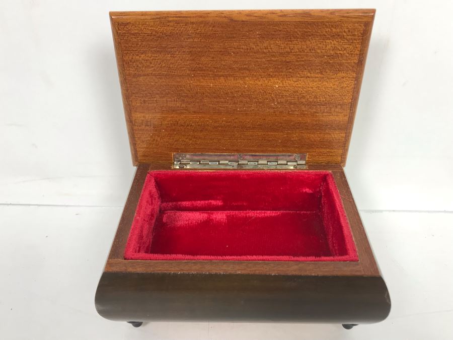 Pair Of Italian Inlaid Wooden Boxes - One Is Music Jewelry Ring Box [Photo 10]