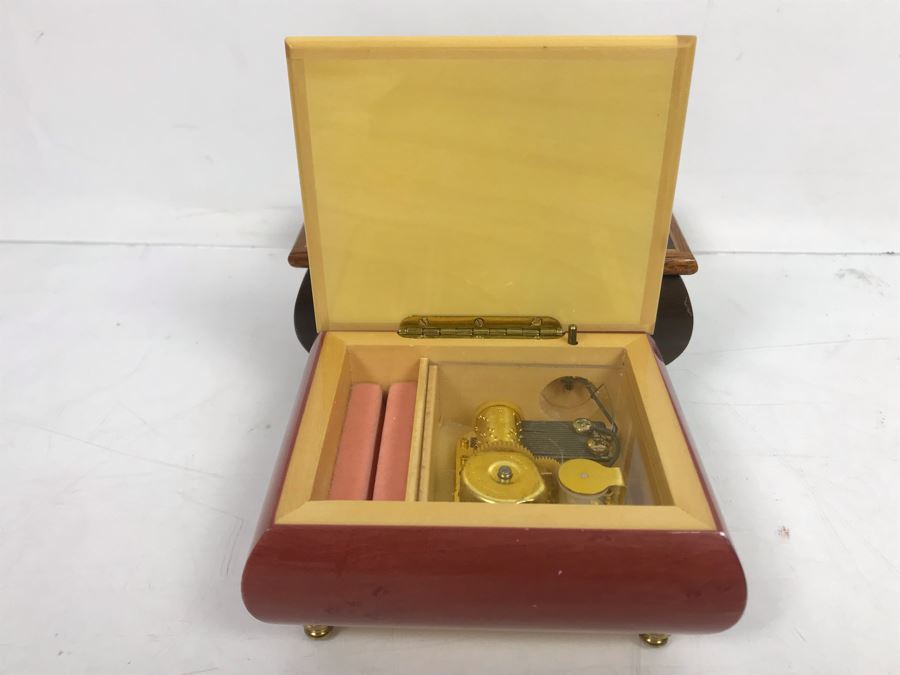 Pair Of Italian Inlaid Wooden Boxes - One Is Music Jewelry Ring Box [Photo 6]