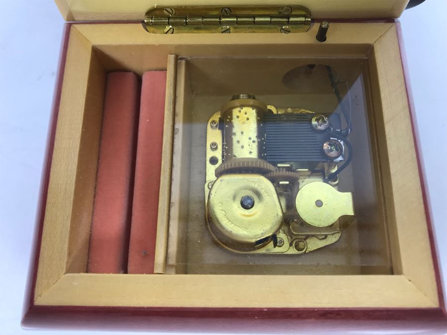 Pair Of Italian Inlaid Wooden Boxes - One Is Music Jewelry Ring Box [Photo 5]