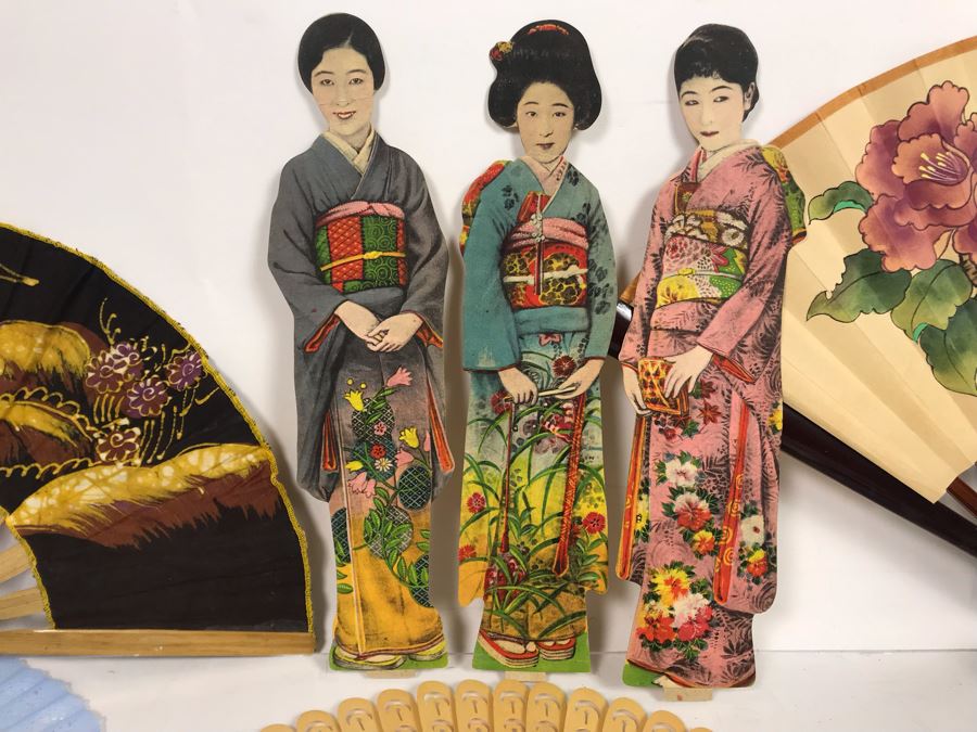 Vintage Asian Fan Collection With Set Of (3) Vintage Japanese Paper Dolls [Photo 3]