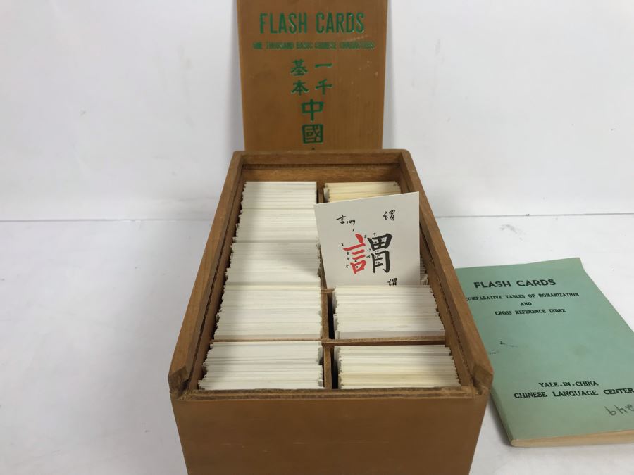Chinese Flash Cards With Wooden Storage Case And Comparative Tables Of Romanization And Cross Reference Index Yale In China Chinese Language Center Book [Photo 1]