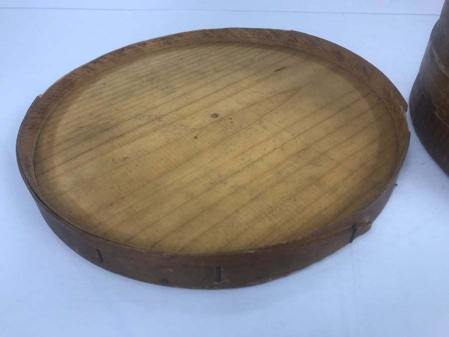 Vintage Wooden Bucket With Lid And Handle [Photo 10]