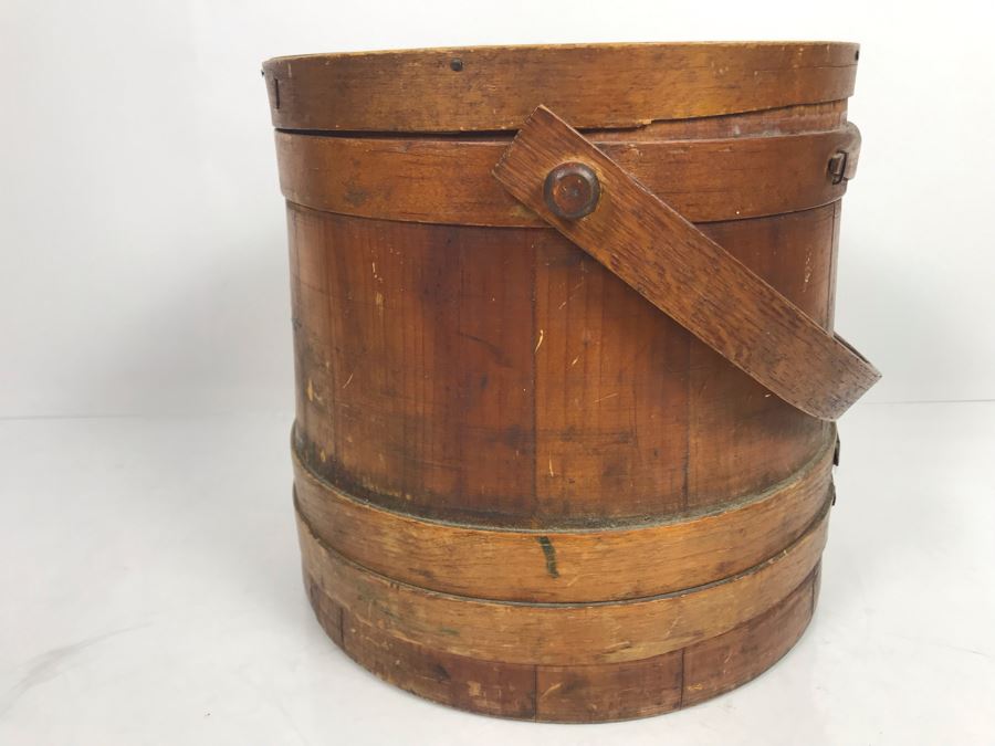 Vintage Wooden Bucket With Lid And Handle [Photo 6]