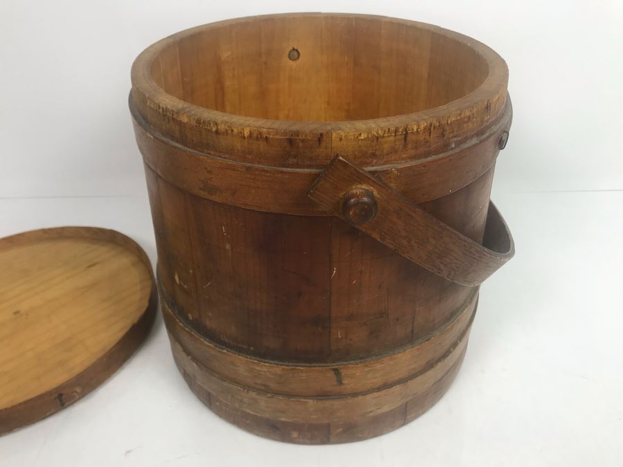 Vintage Wooden Bucket With Lid And Handle [Photo 9]