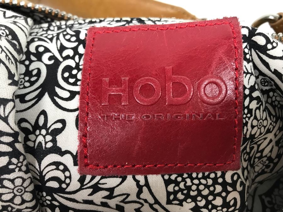 The Original Hobo Leather Handbag [Photo 7]