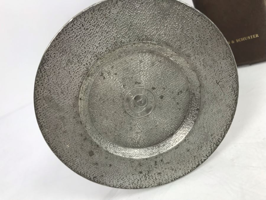 Oriental Pewter Malaysia Drinking Mug Inscribed Singapore And The Last Empress Madame Chiang Kai-Shek And The Birth Of Modern China Hardcover Book By Hannah Pakula [Photo 5]