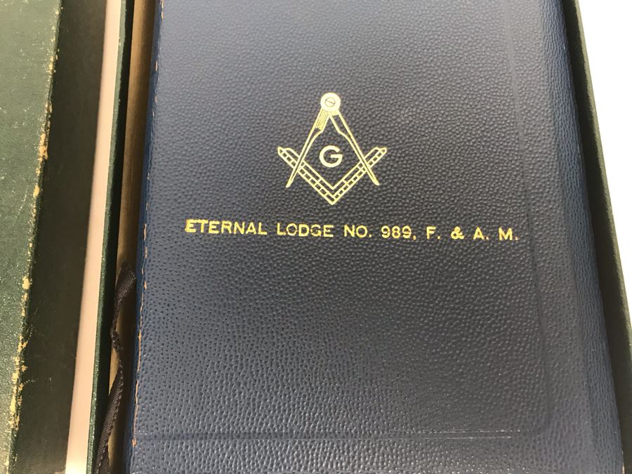 Free Masons Masonic Bible With Box From Eternal Lodge No. 989