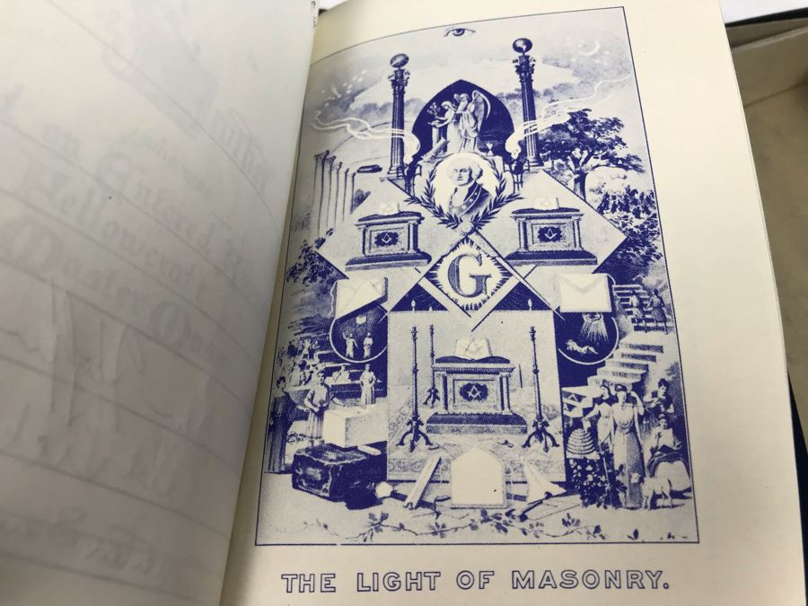 Free Masons Masonic Bible With Box From Eternal Lodge No. 989