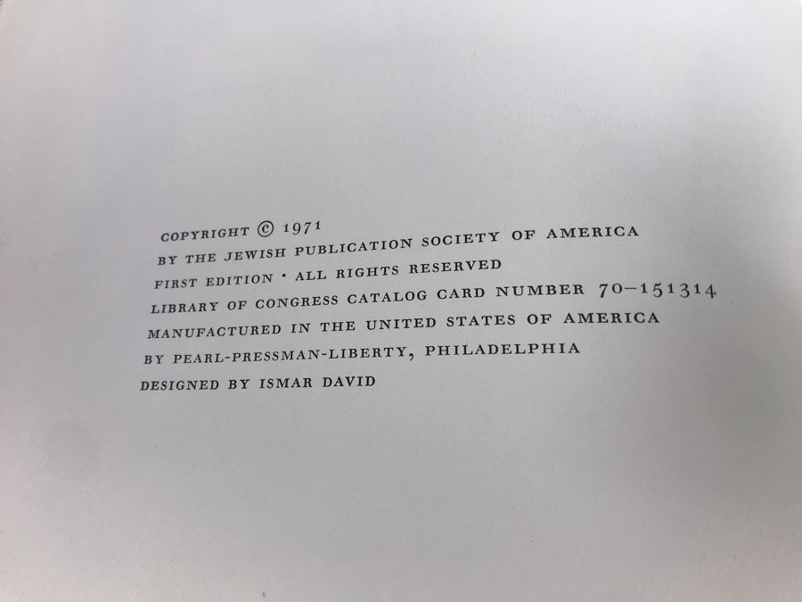 First Edition Hardcover Book Tully Filmus Selected Drawings With An Essay By Issac Bashevis Singer [Photo 5]