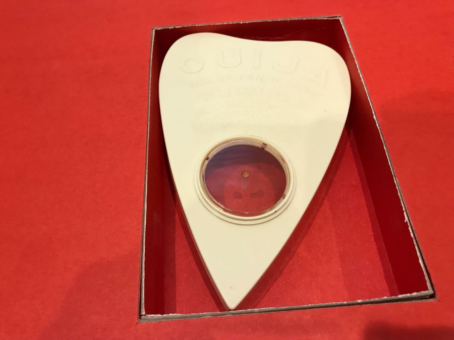 Vintage 1972 Parker Brothers OUIJA Mystifying Oracle William Fuld Talking Board Set [Photo 6]