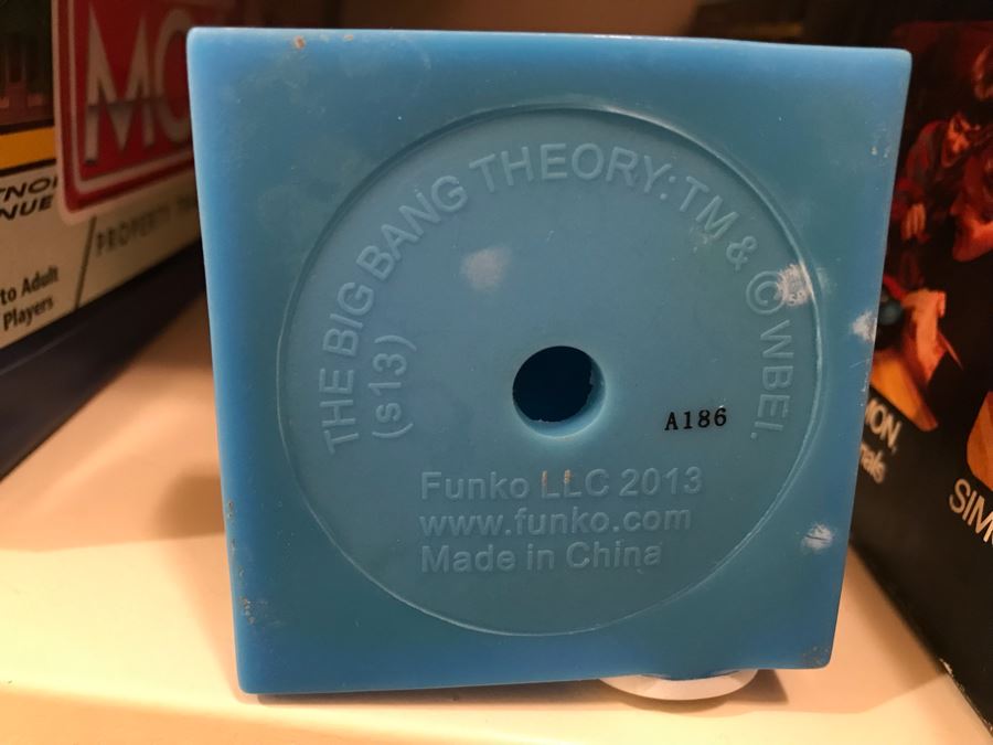 Various Toys, Board Games, World Globe, Toy Lot - See Photos [Photo 22]