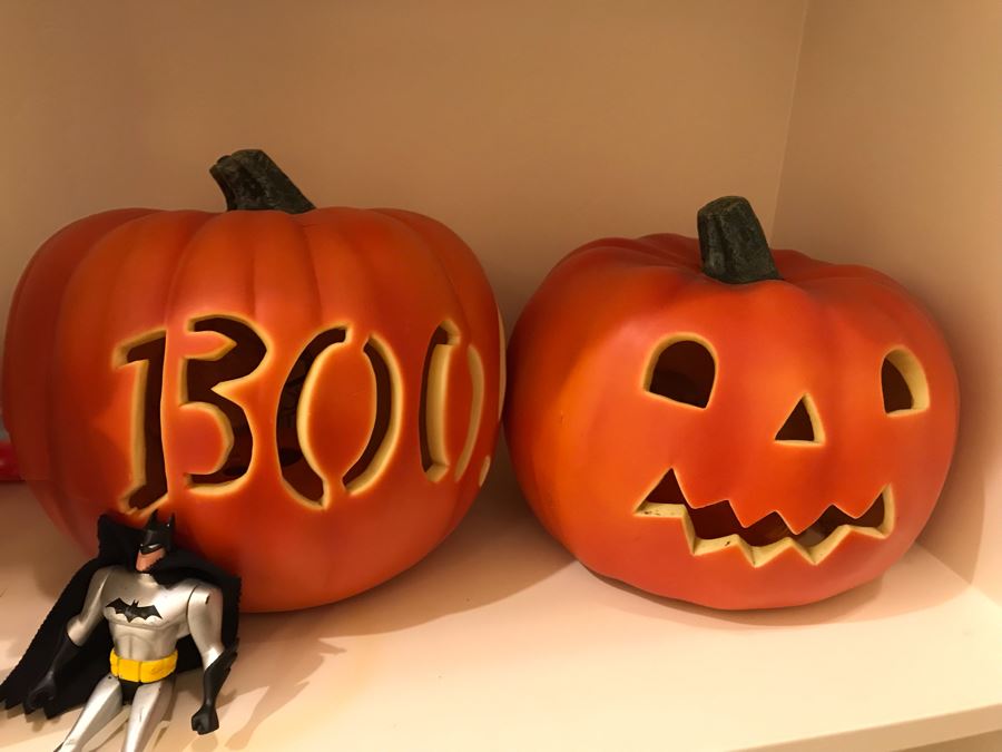 Various Toys, Board Games, World Globe, Toy Lot - See Photos [Photo 18]