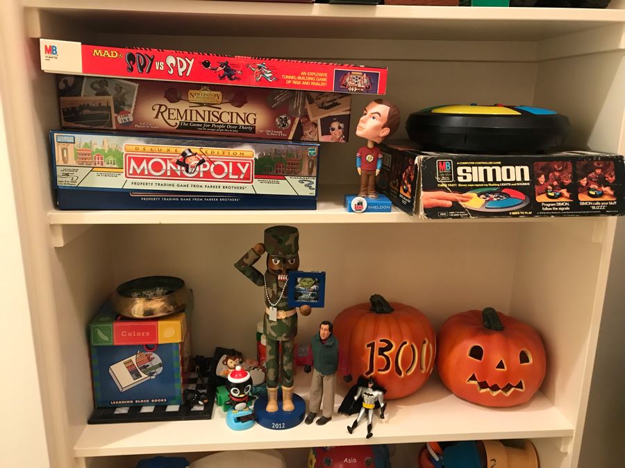 Various Toys, Board Games, World Globe, Toy Lot - See Photos [Photo 3]