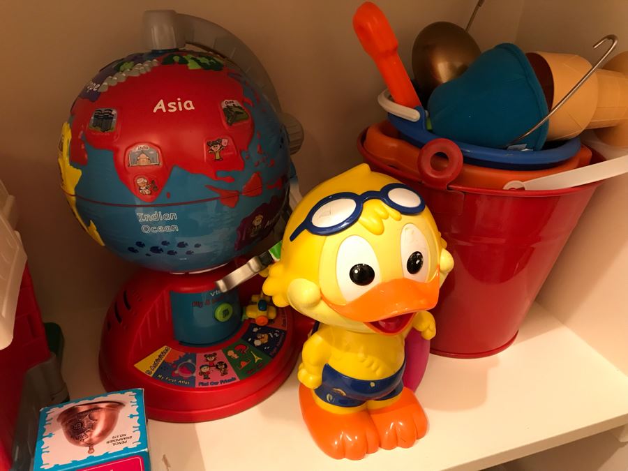 Various Toys, Board Games, World Globe, Toy Lot - See Photos [Photo 13]