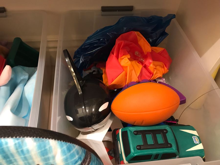 Various Toys, Board Games, World Globe, Toy Lot - See Photos [Photo 10]