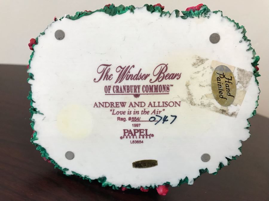 Limited Edition Boyds Bears & Friends Figurine And LE The Windsor Bears Of Cranbury Commons Figurine [Photo 7]