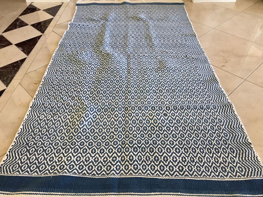 Dhurrie Area Rug Blue And White 78' X 39'