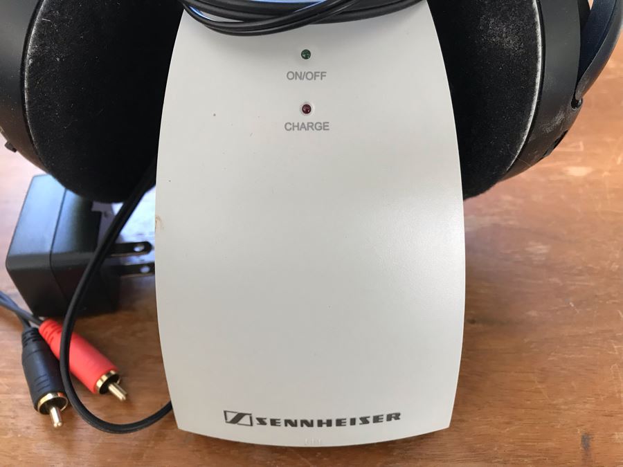 Sennheiser HDR 120 Wireless Headphones [Photo 3]