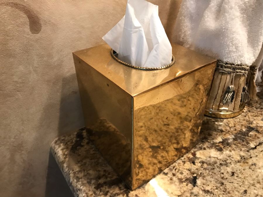 Brass Towel Holder, Gold Tone Tissue Box And Crystal Bowl With Metal Stand [Photo 7]