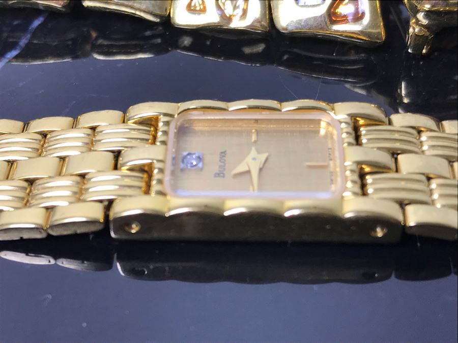Costume Jewelry Lot With Ladies Bulova Quartz Watch, Brooches, Bracelet, Pendants, Ring And Jewelry Boxes - See Photos [Photo 8]