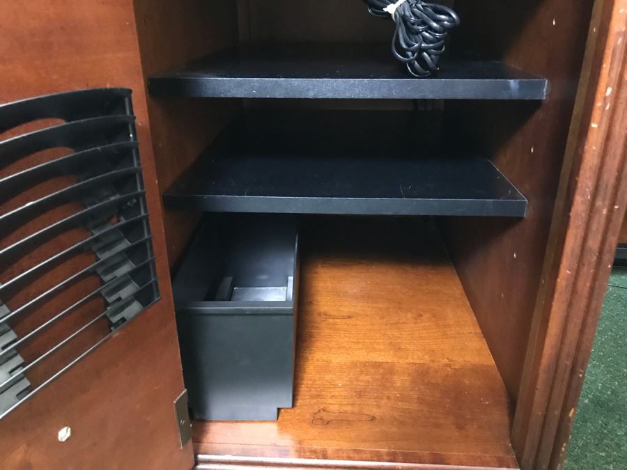 Stanley Wooden Knee Hole Desk With Built-In Power Cord Switch 60'W X 30'D X 30.5'H [Photo 14]