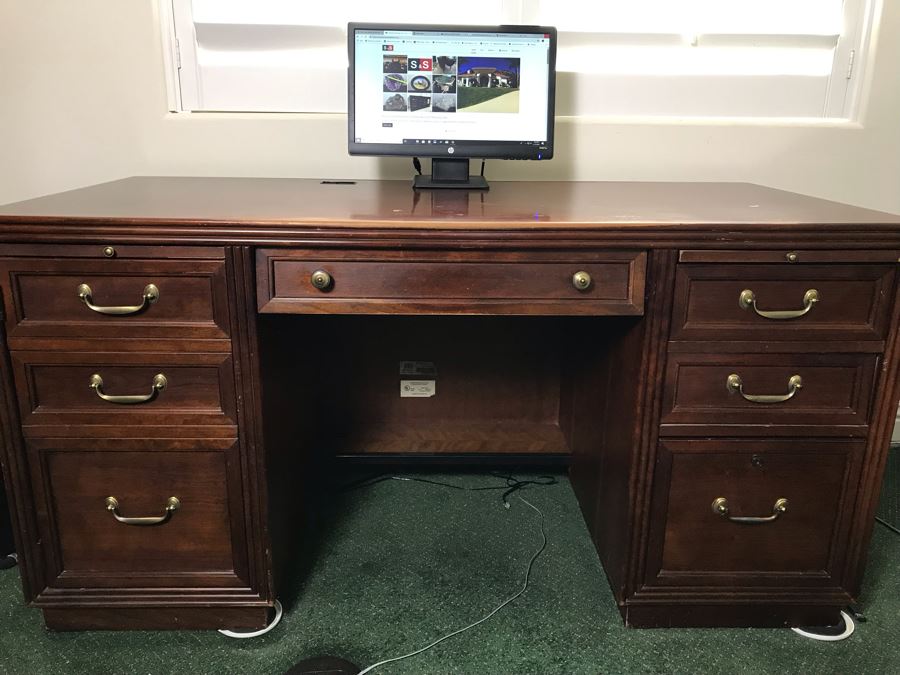Stanley Wooden Knee Hole Desk With Built-In Power Cord Switch 60'W X 30'D X 30.5'H [Photo 5]