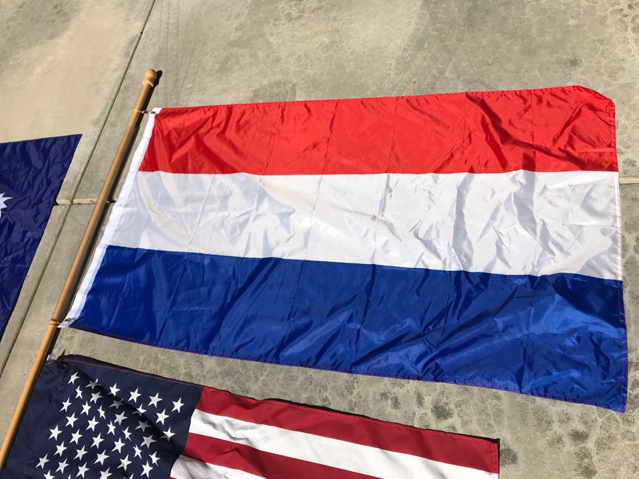 Various International Flags Lot [Photo 5]