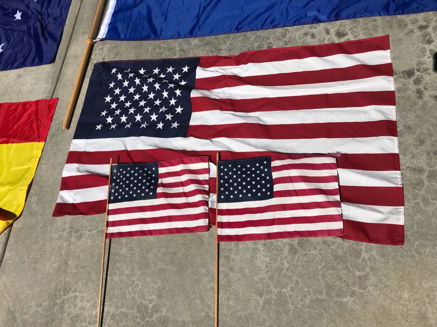 Various International Flags Lot [Photo 6]