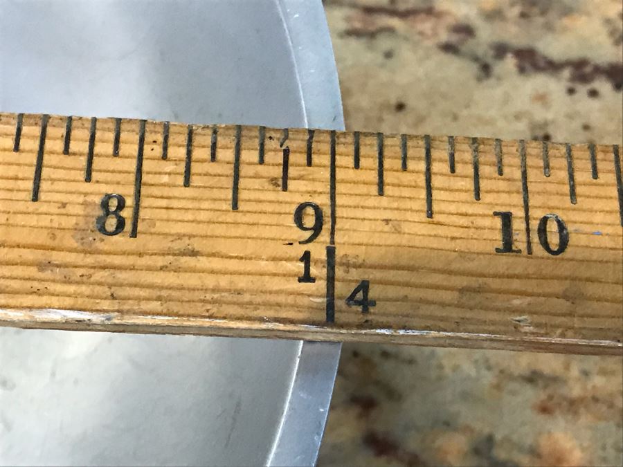 Vintage Nambe 527 Tri-Corner Bowl 9'W X 4.5'H [Photo 7]