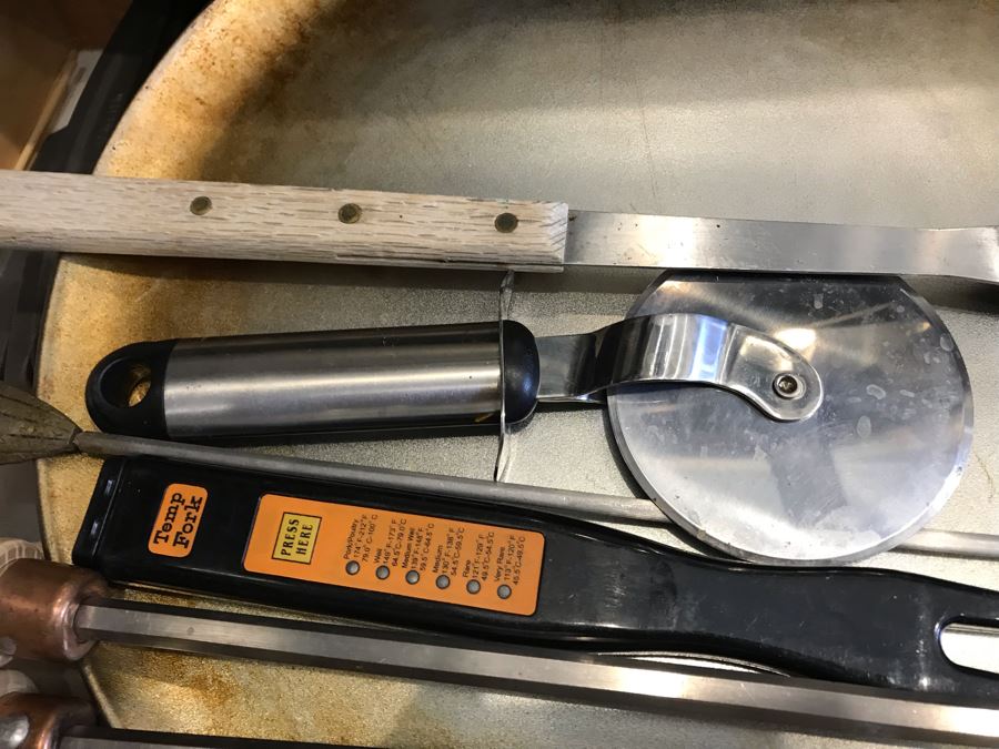 Kitched Bakeware Pan Lot With Cutting Board, Skewers, Baking Pans - See Photos [Photo 5]