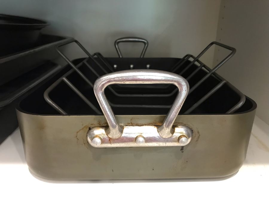 Kitched Bakeware Pan Lot With Cutting Board, Skewers, Baking Pans - See Photos [Photo 9]