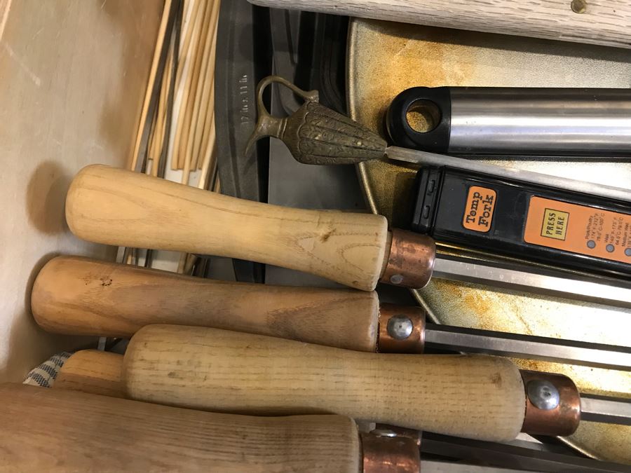 Kitched Bakeware Pan Lot With Cutting Board, Skewers, Baking Pans - See Photos [Photo 6]