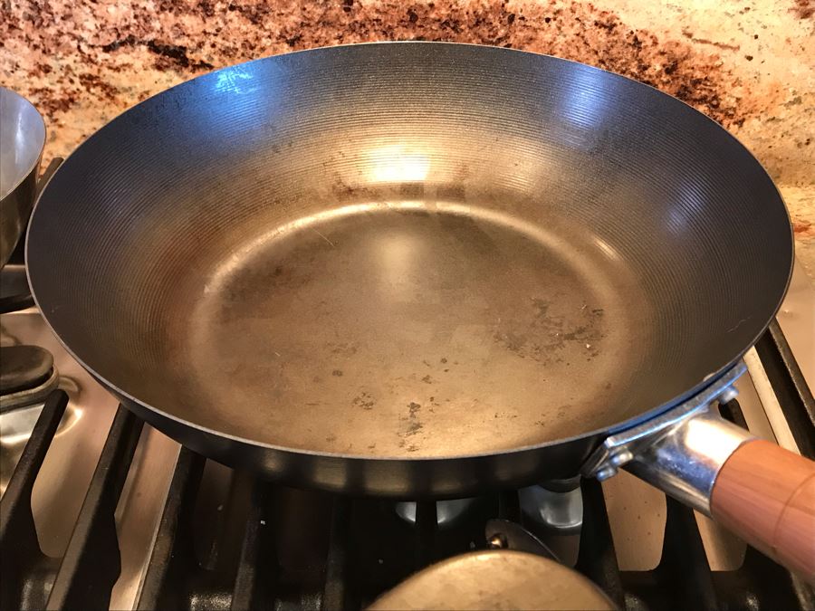 Skillet Pans And Wok Lot [Photo 6]