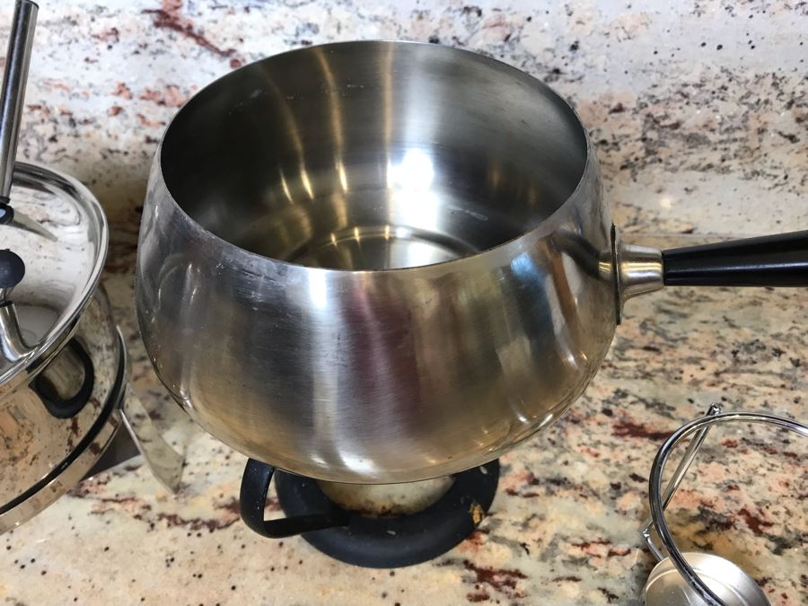 Pair Of Fondue Pots [Photo 3]