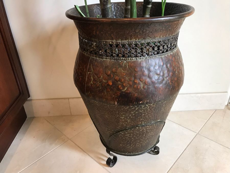 Large Indoor Faux Palm Plant With Metal Pot And Stand [Photo 4]