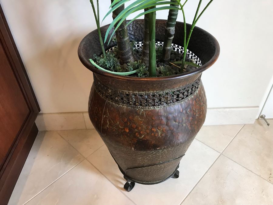 Large Indoor Faux Palm Plant With Metal Pot And Stand [Photo 3]