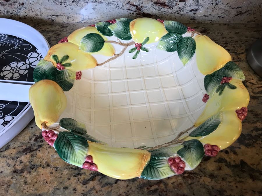 Stainless Steel Mixing Bowls, Divided Dip Tray And Fritz And Floyd Fruit Bowl [Photo 4]