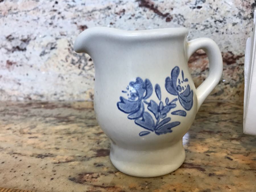 Pfalzgraff Creamer And Polychrome Napkin Holder [Photo 3]