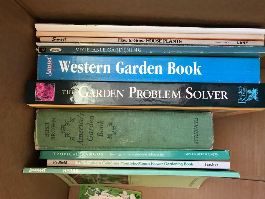 Gardening Books Lot - See Photos