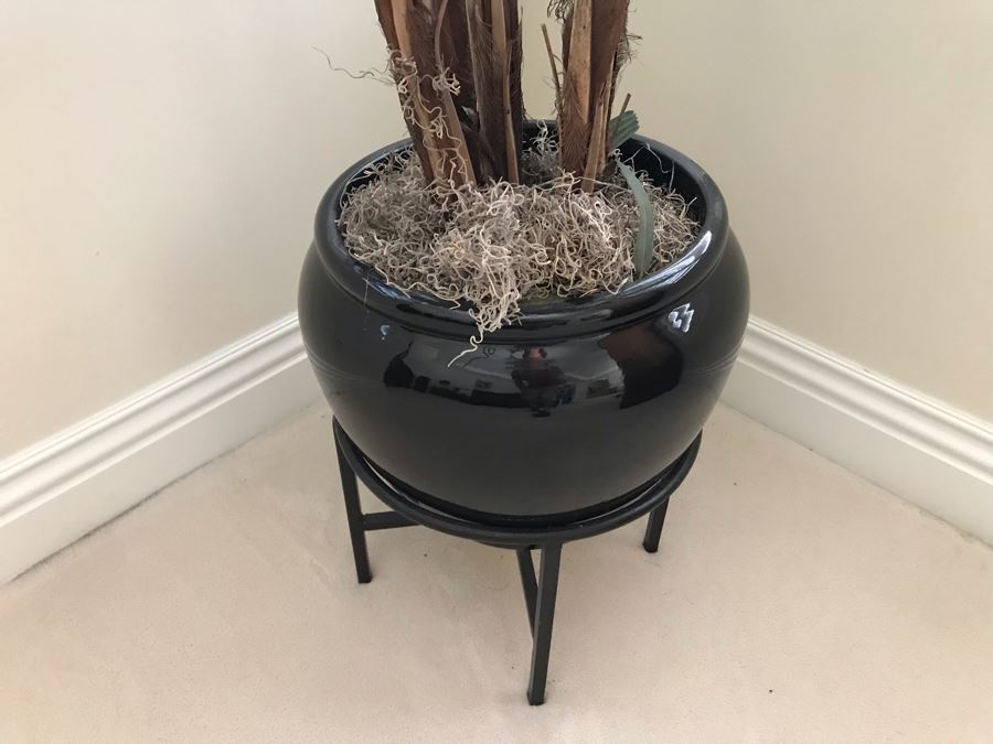 Indoor Faux Plant With Pot And Stand [Photo 4]