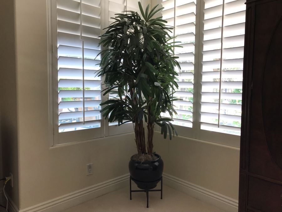 Indoor Faux Plant With Pot And Stand [Photo 1]