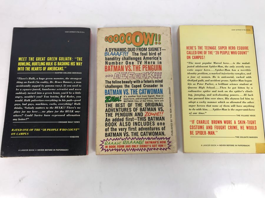 Set Of (3) Vintage Comic Paperback Books: No. 4 Batman Vs. The Penguin 1st Printing 1966, 1966 The Amazing Spider-Man Collector's Album And 1966 The Incredible Hulk Collector's Album [Photo 4]