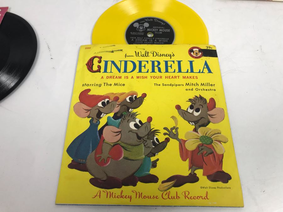 Collection Of Vintage Childrens Records: The Little Engine That Could, Walt Disney's Cinderella, Snow White And The Seven Dwarfs - See Photos [Photo 10]