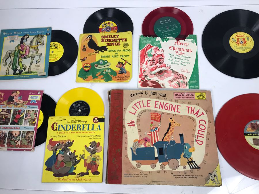 Collection Of Vintage Childrens Records: The Little Engine That Could, Walt Disney's Cinderella, Snow White And The Seven Dwarfs - See Photos [Photo 1]