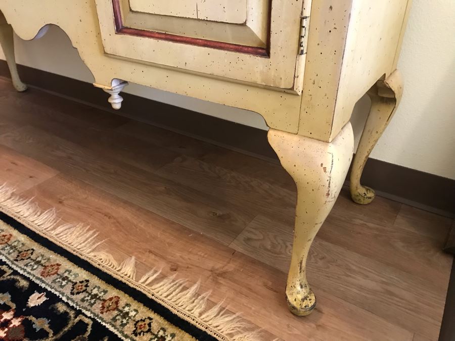 Large 2-Piece Yellow Cabinet With Hutch And Queen Anne Legs [Photo 10]