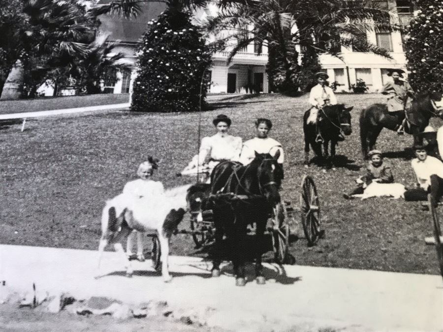 Canvas Photographic Print Of Hotel Del Coronado [Photo 3]